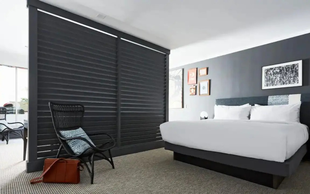 Consulate Double Suite