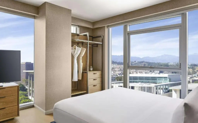 Corner Double Suite