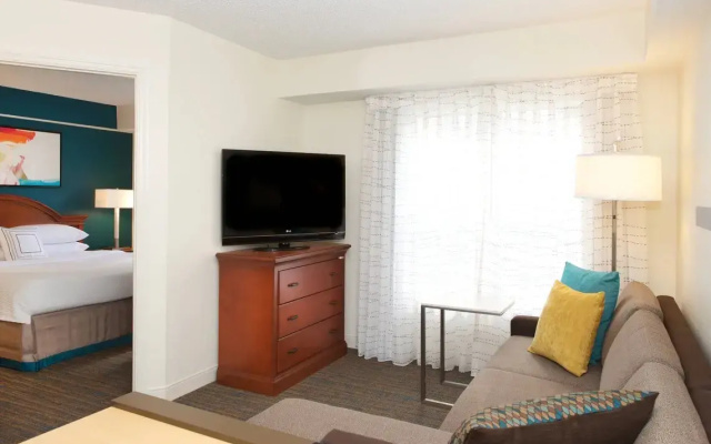 1 Bedroom (2 room) Double Suite
