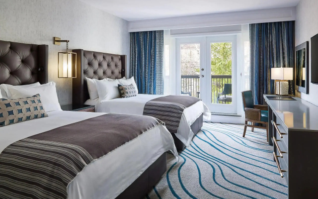 Quadruple room with mountain view