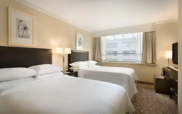 2 Room Quadruple Suite