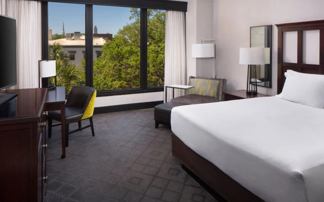 Room with city view