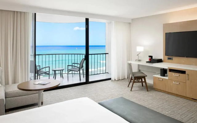 1 Bedroom Kealohilani Double Suite with balcony and with ocean view