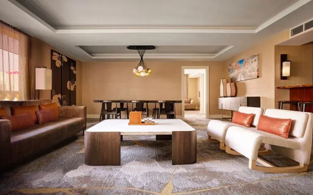 The Hakone Suite