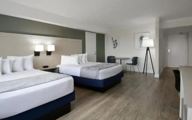 Standard Tower room