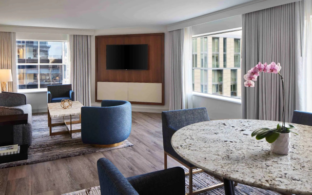 Lincoln Suite