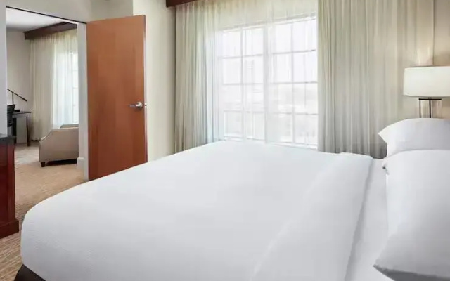 2 Bedrooms Suite