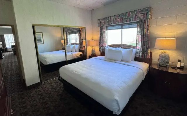 2 room Moderate Double Suite with ocean view