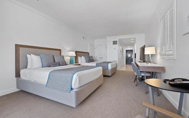 ADA Quadruple Studio oceanfront