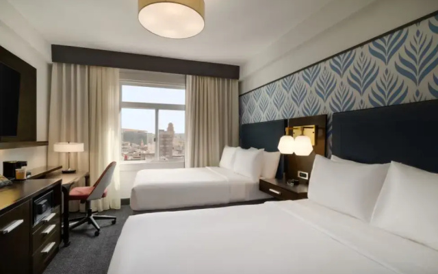 Twin room with city view