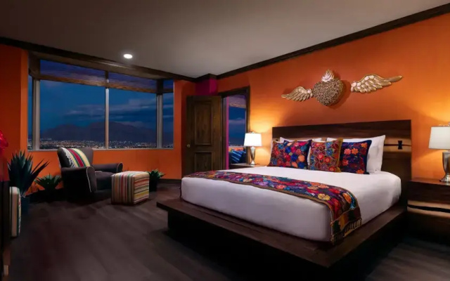 Day of the Dead Double Suite