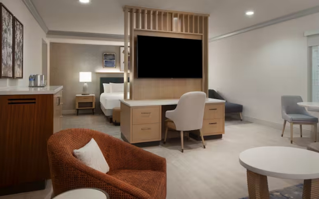 Family Tower Suite