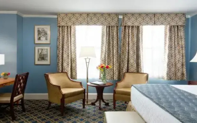 Francis Marion Suite