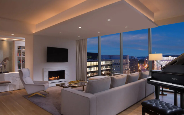 Presidential Suite