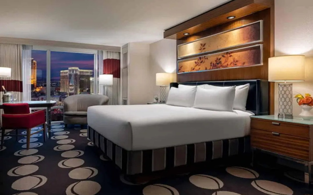 2 Bedrooms Tower Quadruple Suite