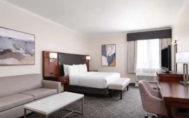 Double Suite