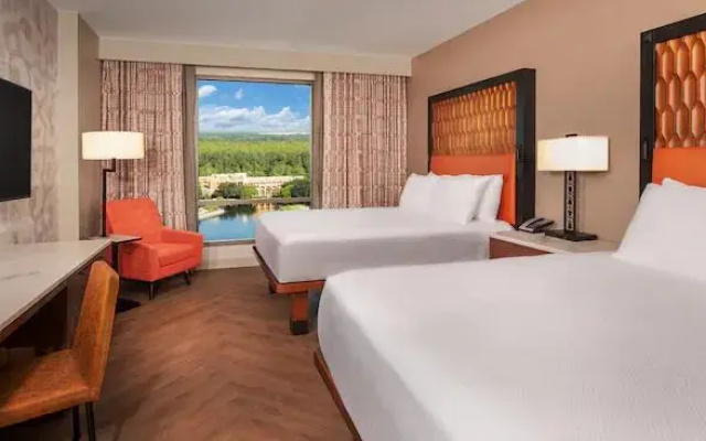 Tower Twin room Water view