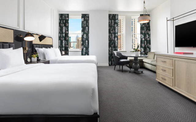 Deluxe Twin room with city view