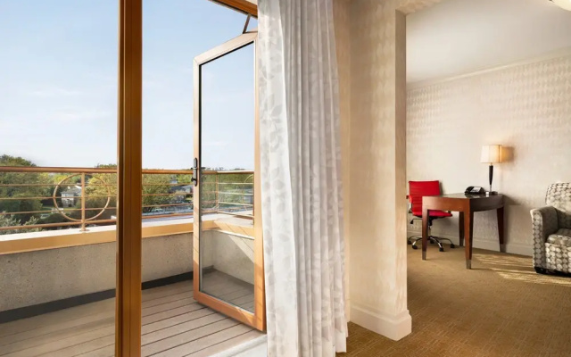 1 Bedroom Double Suite with balcony