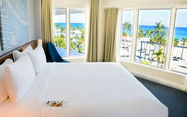 1 Bedroom Double Suite oceanfront