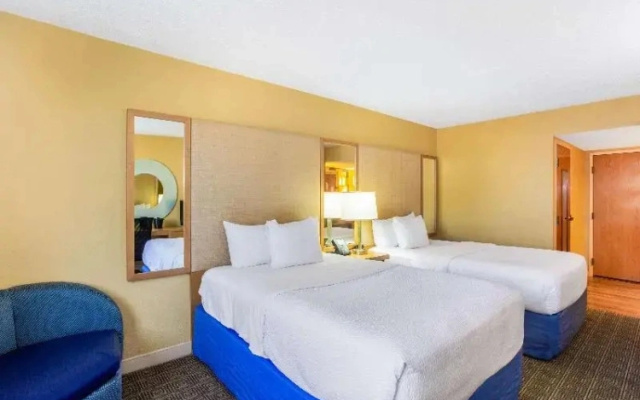 Quadruple room