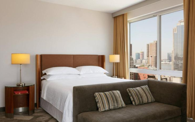 1 Bedroom Presidential Club Double Suite with Empire State Building view