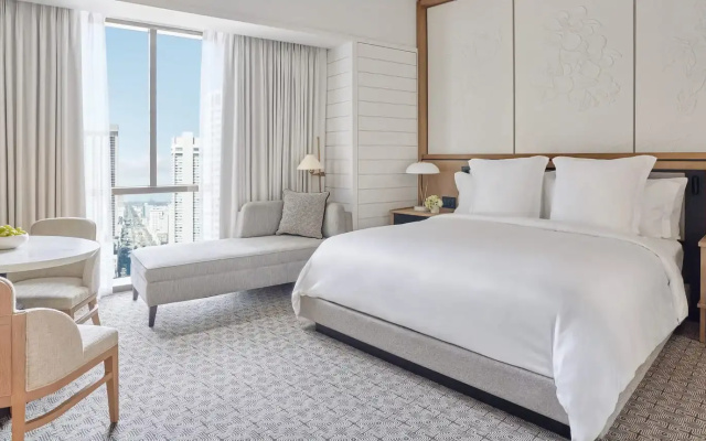 Deluxe room with city view