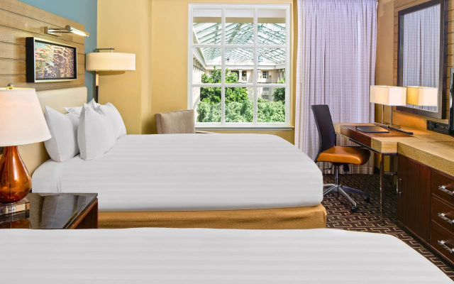 Atrium View Quadruple room