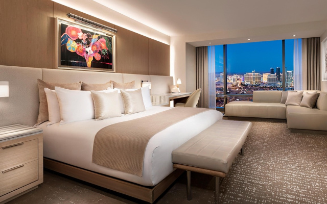 Fantasy Double room with Strip view