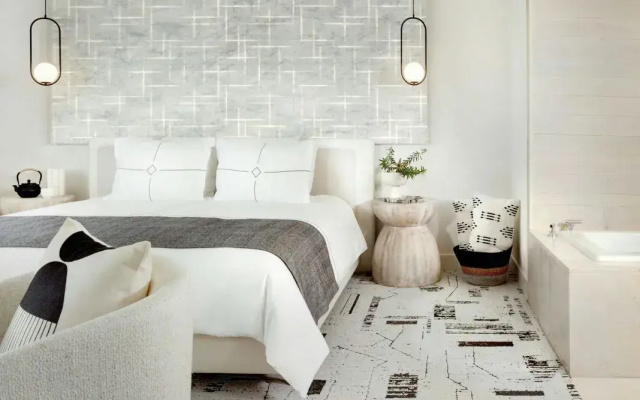 Signature Double Suite