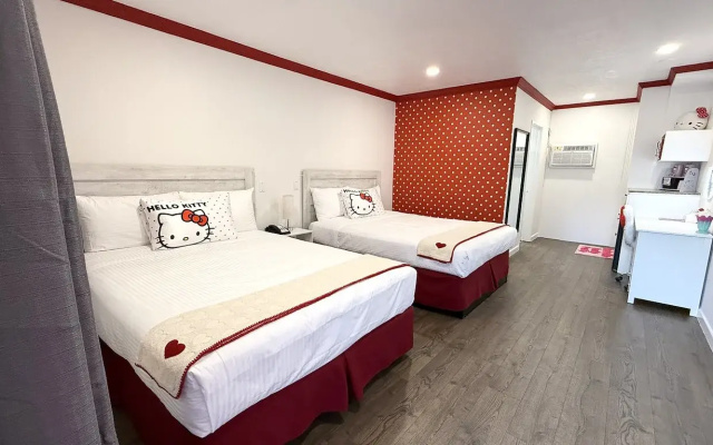 Kitty Character room