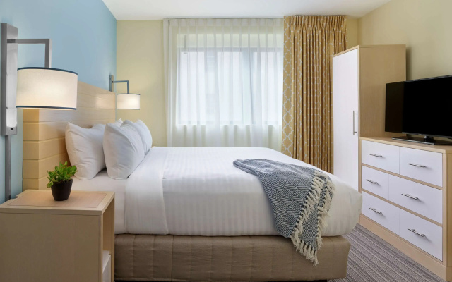 1 Bedroom Double Suite