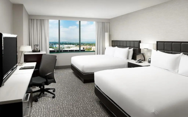 Deluxe Quadruple room