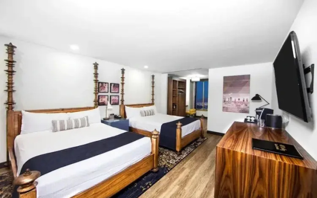 Tower Premium Twin room