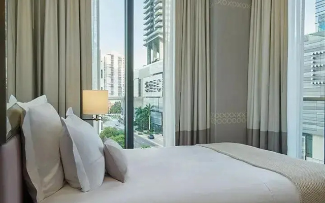 2 Bedrooms SLS Lux Suite
