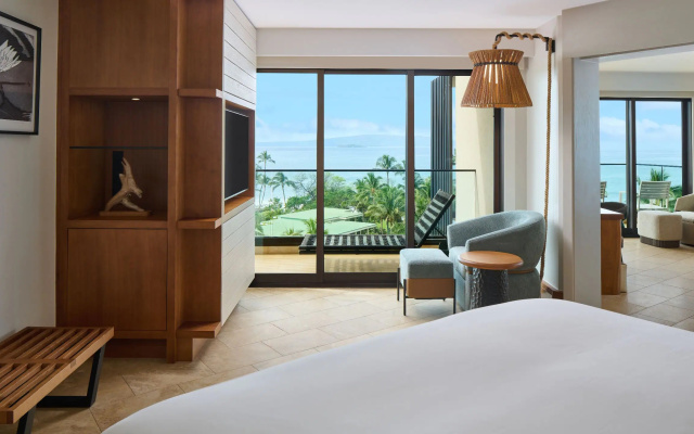 Deluxe Double Suite with ocean view