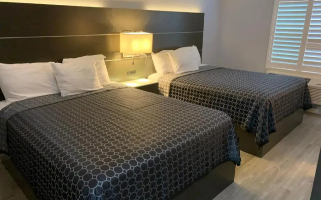 Deluxe Quadruple room