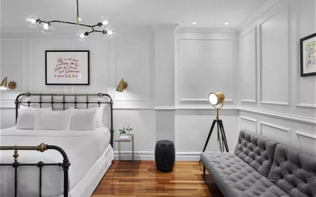 Deluxe with Futon Double Junior Suite