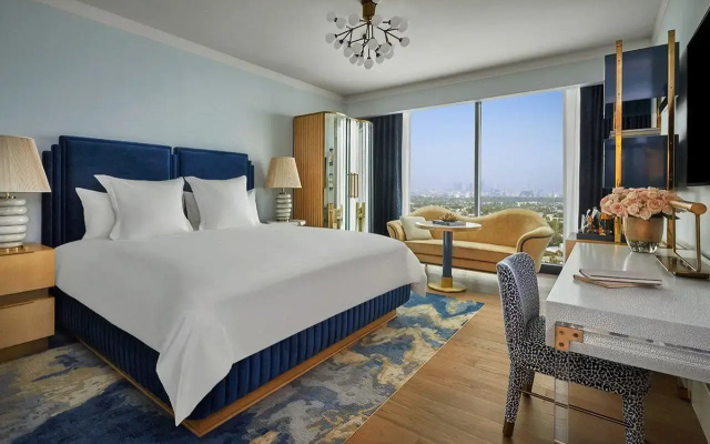 2 Bedrooms Deluxe Suite with Skyline view