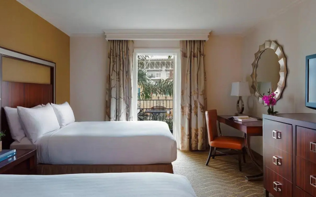 Guest room