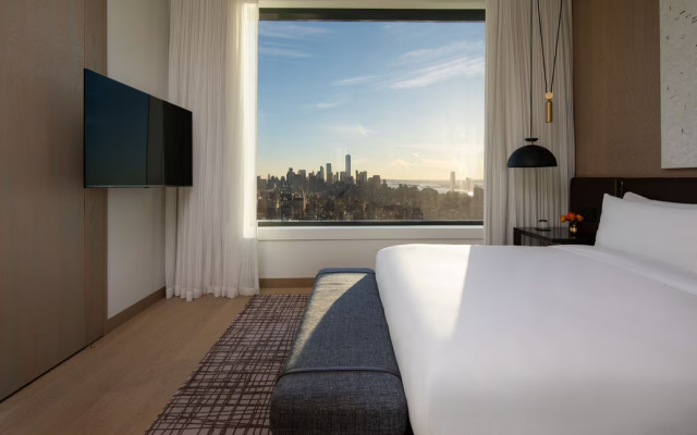 2 Bedrooms Fifth Avenue High floor Penthouse