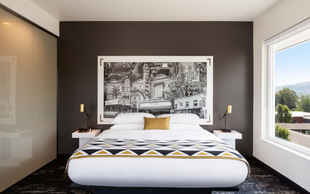 The XL Corner Double Suite