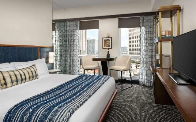 Double room with city view