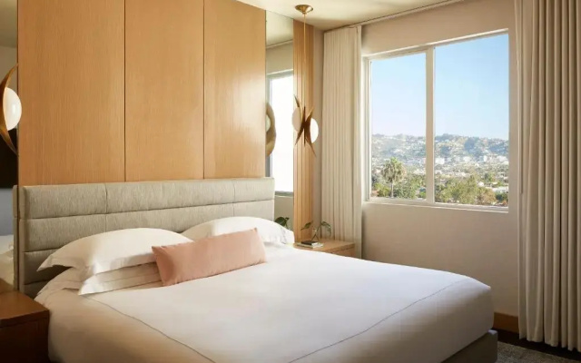 Wilshire Double Penthouse