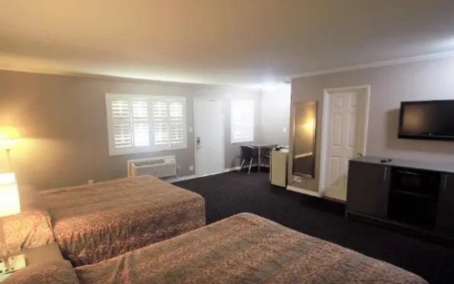 Quadruple room