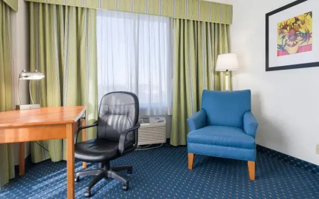 Corner room