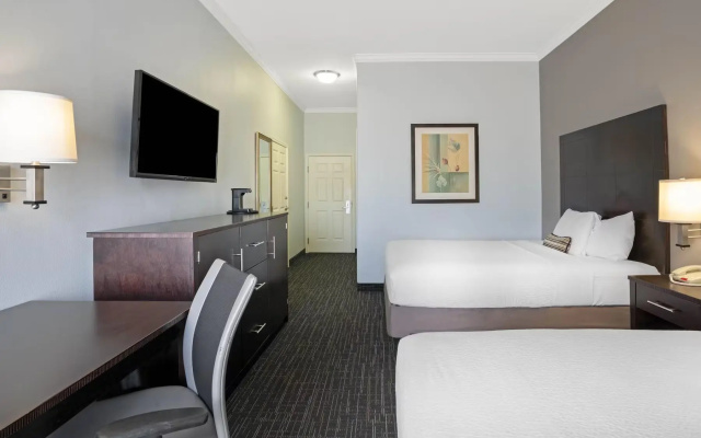 Mobility/Hearing Accessible Quadruple room