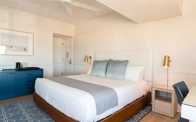The Oceanfront Double room
