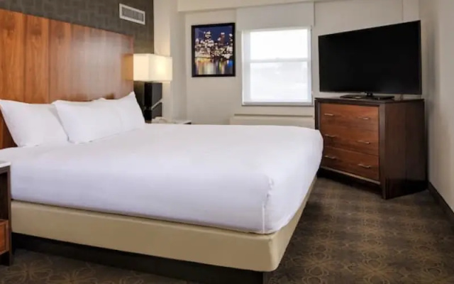2 Bedrooms Suite