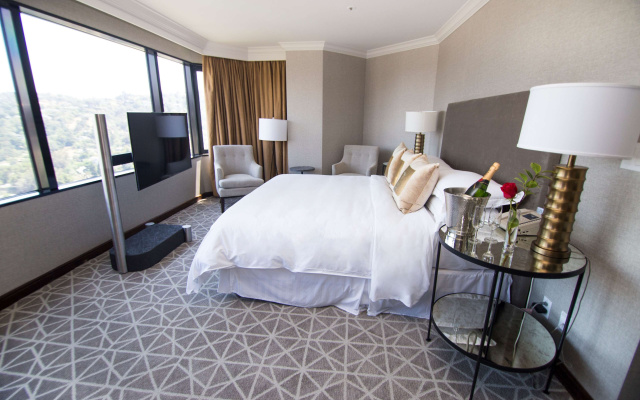 Directors Double Suite